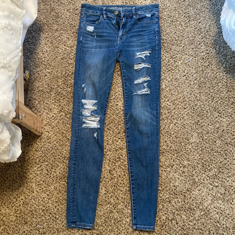 American eagle ripped skinny jeans size 6 long